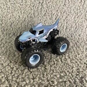 Monster Jam Monster‎ dirt, Megalodon 1:64 diecast truck, Spin Master toys